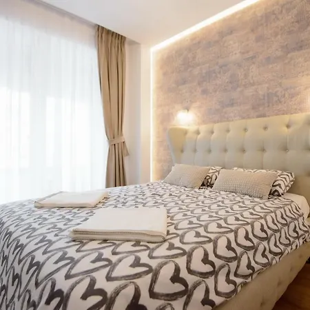 Penthouse Eliza - Coressi *