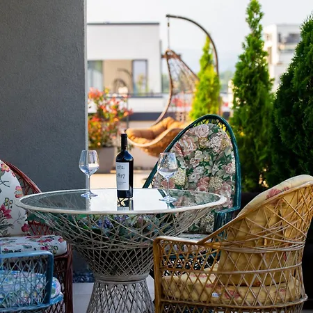 Penthouse Eliza - Coressi Apartmán