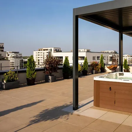 Penthouse Eliza - Coressi Apartmán Brašov